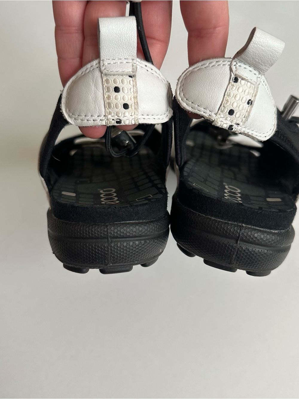 Ecco White Off-road Roam Sandal Size 8.5 Size 39 Price $129 - Picture 5 of 7